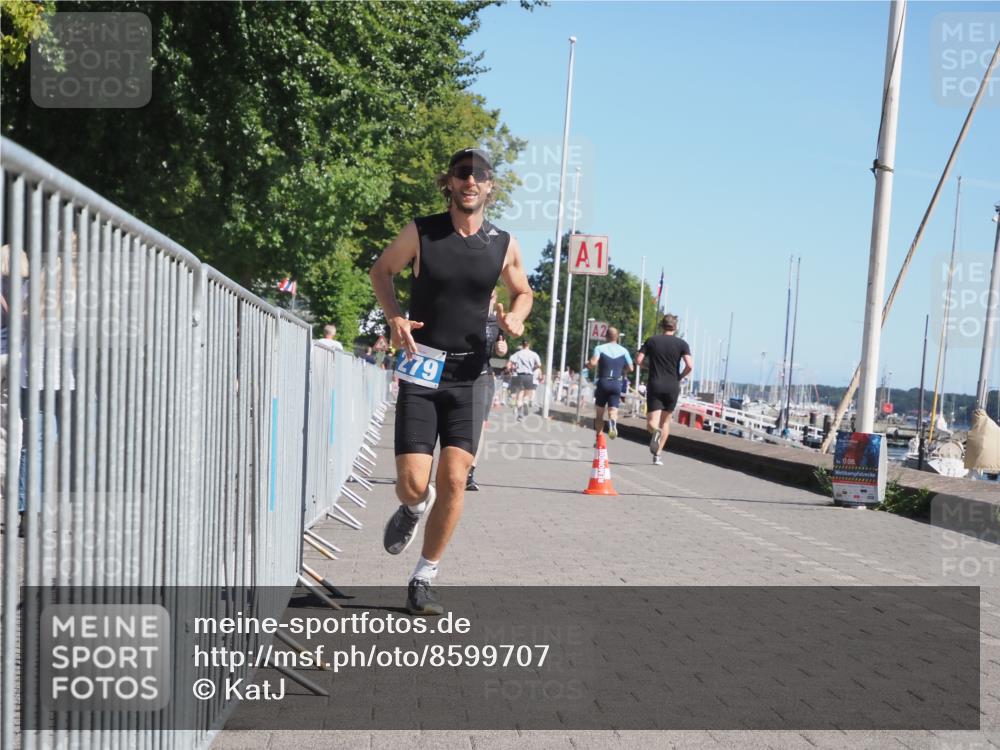 17.08.2025 - KN Förde Triathlon 2025 KatJ http://msf.ph/oto/8599707 17.08.2025 11:51:41 Laufen 273, 279, 387, 616 meine-sportfotos.de