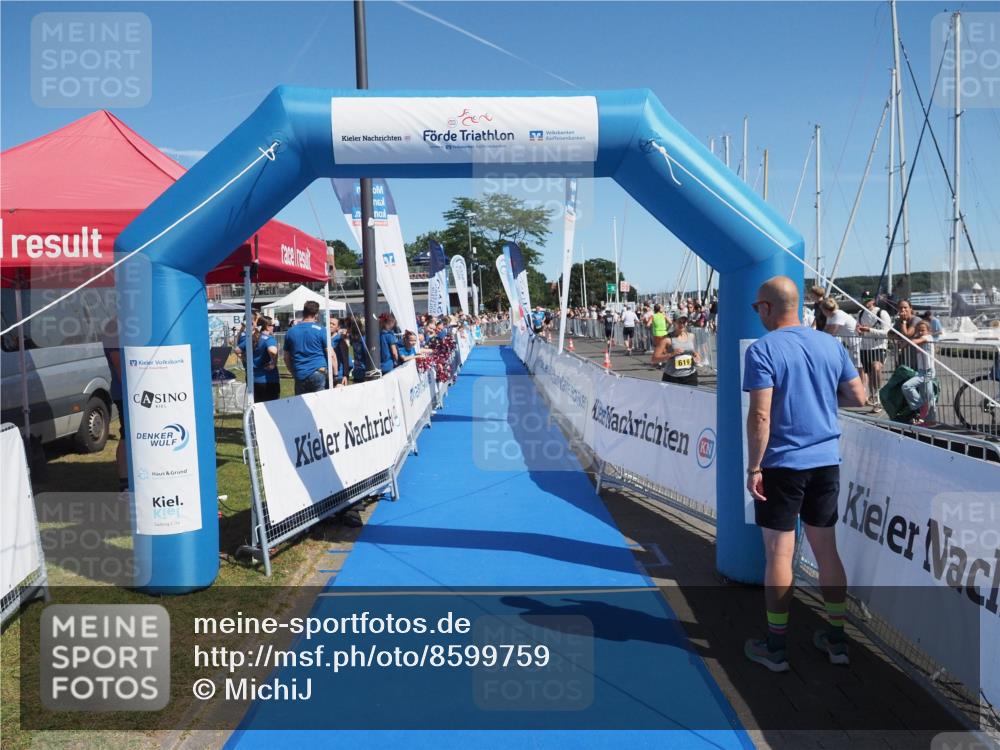 17.08.2025 - KN Förde Triathlon 2025 MichiJ http://msf.ph/oto/8599759 17.08.2025 12:15:13 Laufen 320 meine-sportfotos.de