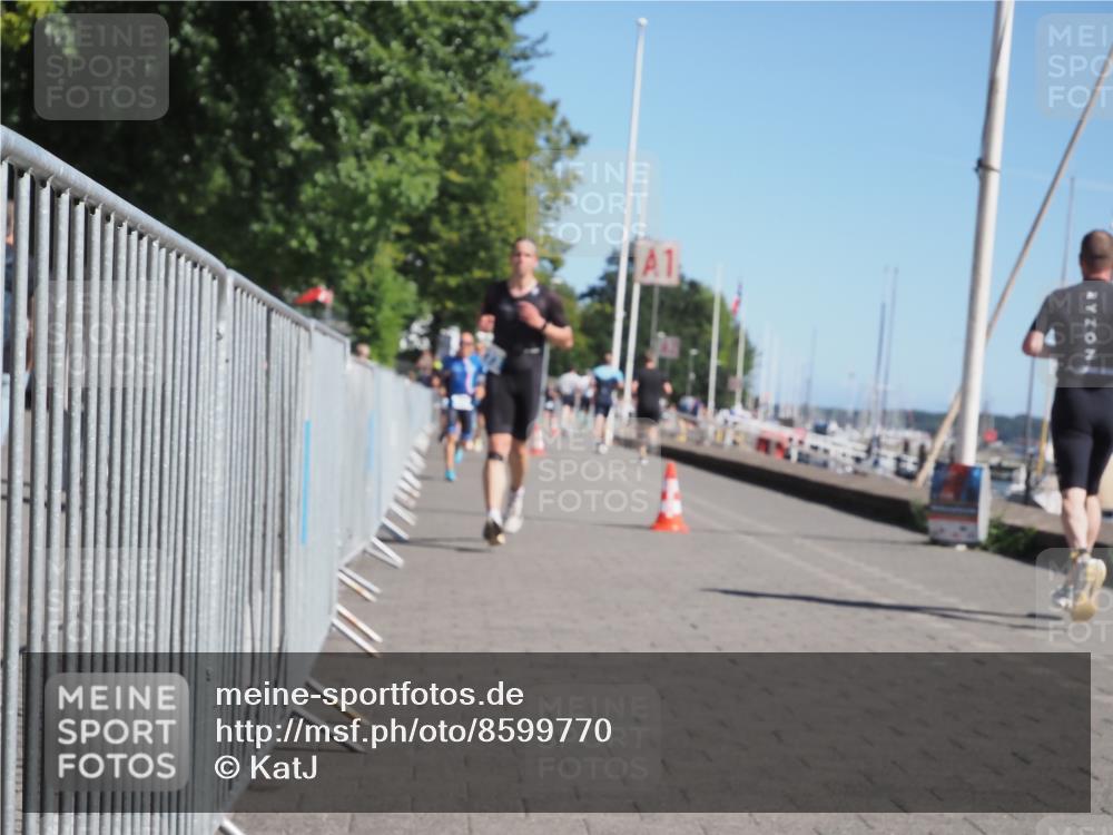 17.08.2025 - KN Förde Triathlon 2025 KatJ http://msf.ph/oto/8599770 17.08.2025 11:51:46 Laufen 273, 279, 316, 616 meine-sportfotos.de