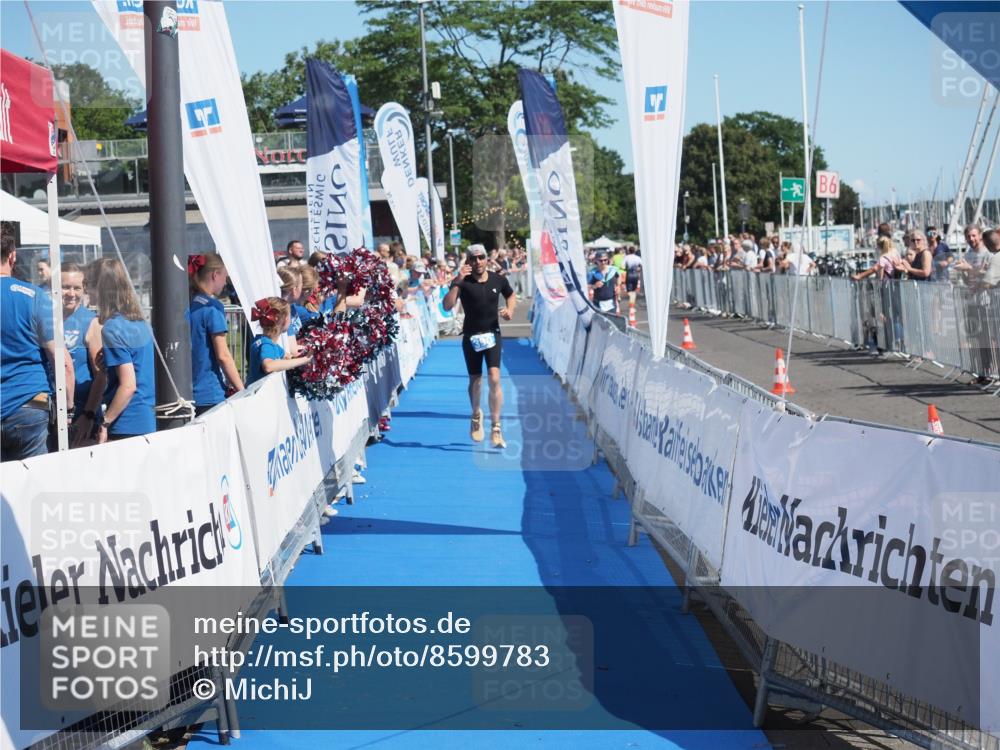 17.08.2025 - KN Förde Triathlon 2025 MichiJ http://msf.ph/oto/8599783 17.08.2025 12:15:27 Laufen 390 meine-sportfotos.de