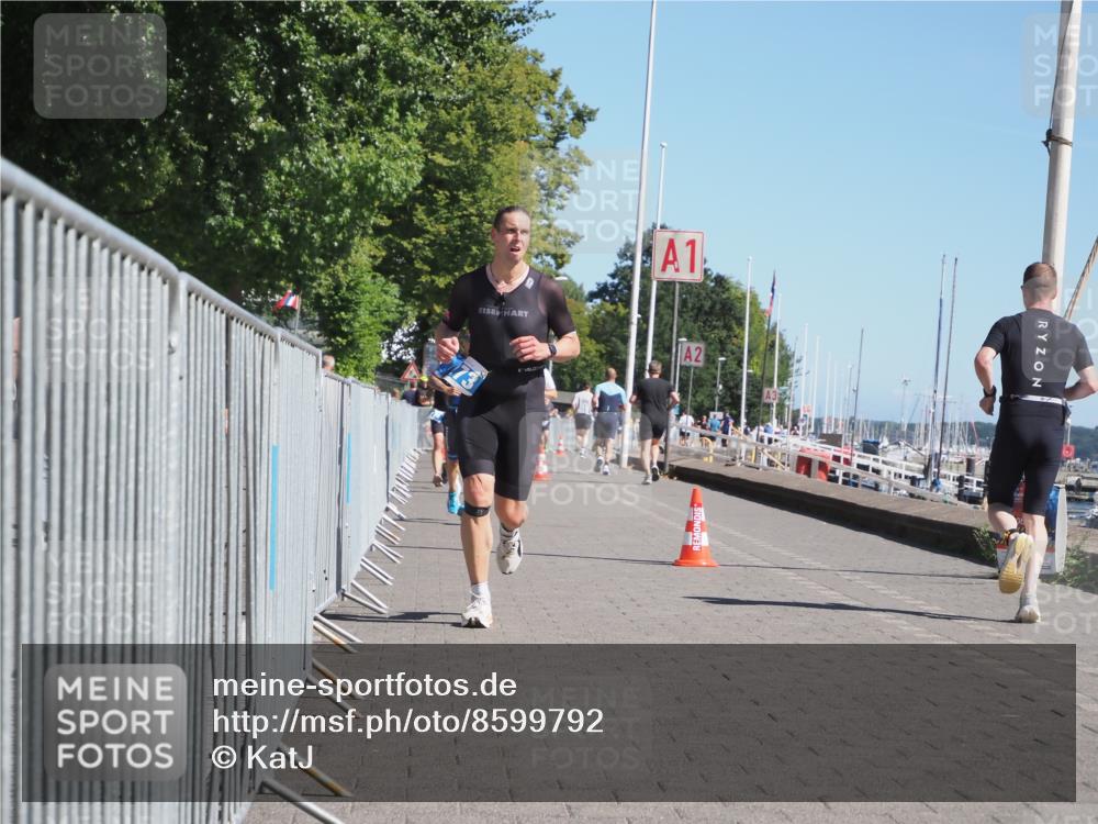17.08.2025 - KN Förde Triathlon 2025 KatJ http://msf.ph/oto/8599792 17.08.2025 11:51:46 Laufen 273, 279, 316, 616 meine-sportfotos.de