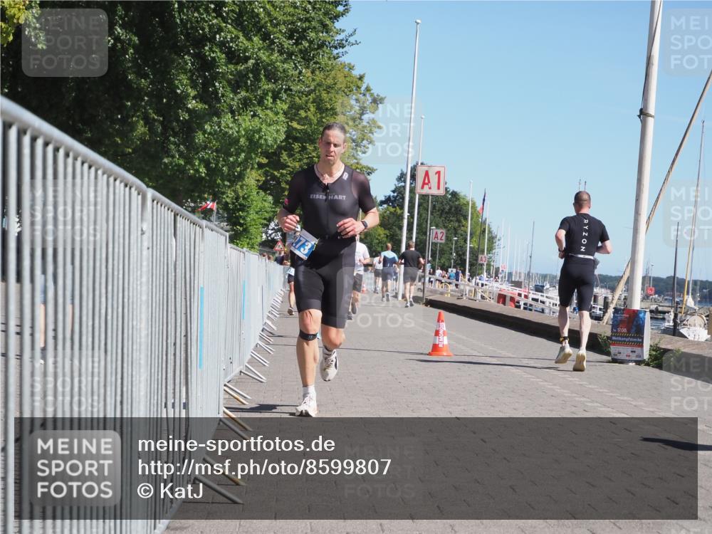 17.08.2025 - KN Förde Triathlon 2025 KatJ http://msf.ph/oto/8599807 17.08.2025 11:51:47 Laufen 271, 273, 316, 616 meine-sportfotos.de