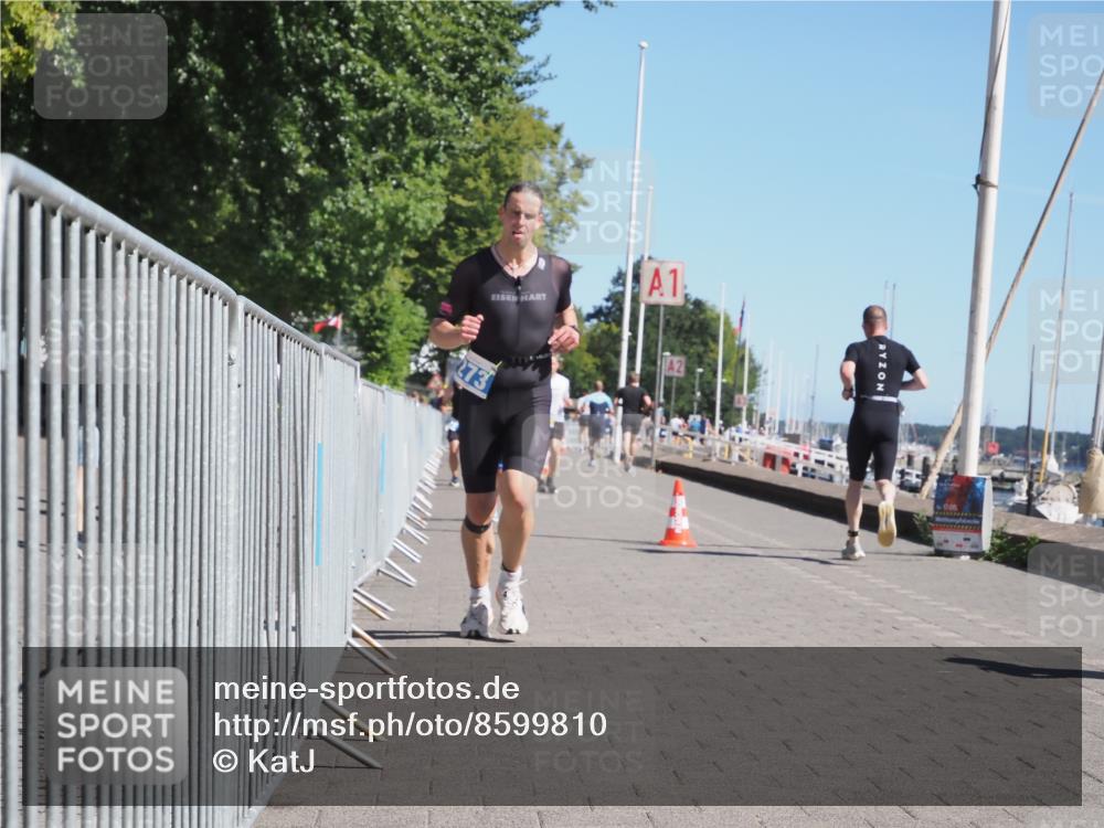 17.08.2025 - KN Förde Triathlon 2025 KatJ http://msf.ph/oto/8599810 17.08.2025 11:51:47 Laufen 271, 273, 316, 616 meine-sportfotos.de