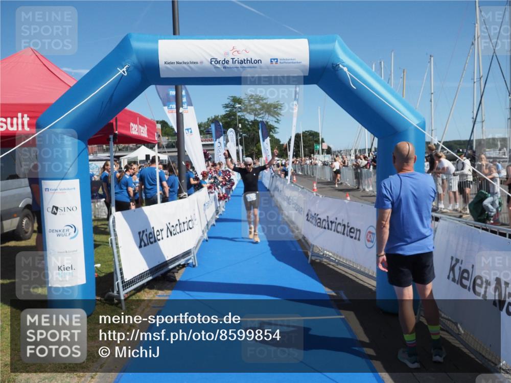17.08.2025 - KN Förde Triathlon 2025 MichiJ http://msf.ph/oto/8599854 17.08.2025 12:15:29 Laufen 390 meine-sportfotos.de