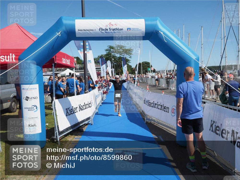 17.08.2025 - KN Förde Triathlon 2025 MichiJ http://msf.ph/oto/8599860 17.08.2025 12:15:30 Laufen 390 meine-sportfotos.de