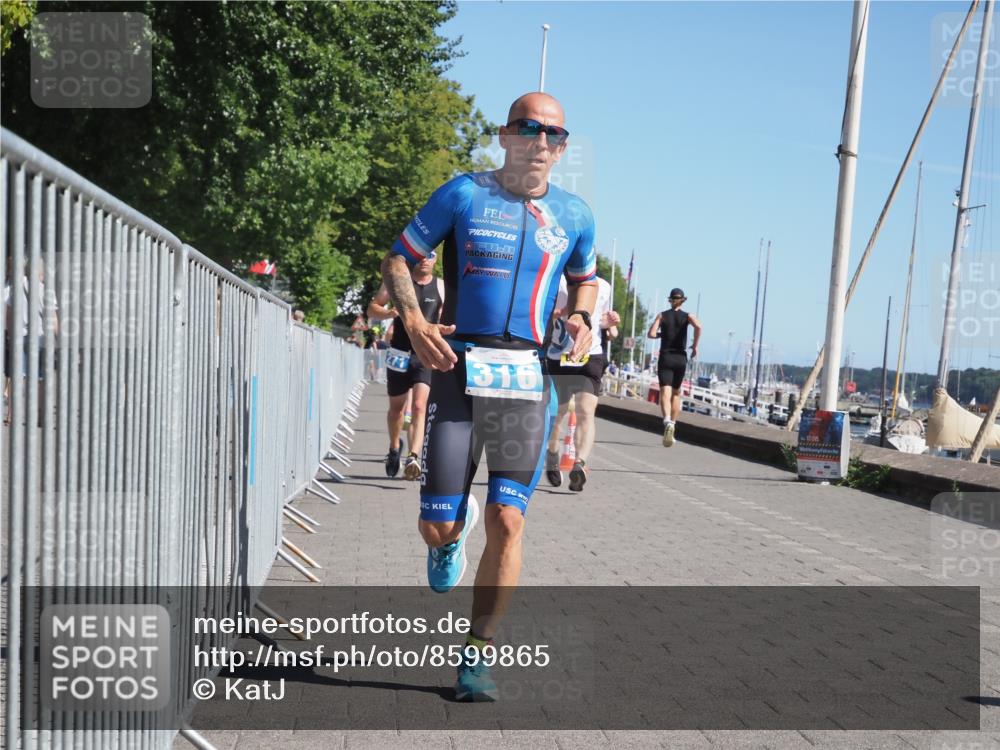17.08.2025 - KN Förde Triathlon 2025 KatJ http://msf.ph/oto/8599865 17.08.2025 11:51:53 Laufen 271, 281, 307, 316, 632, 642 meine-sportfotos.de