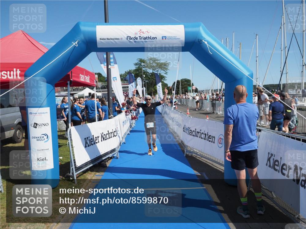 17.08.2025 - KN Förde Triathlon 2025 MichiJ http://msf.ph/oto/8599870 17.08.2025 12:15:30 Laufen 390 meine-sportfotos.de