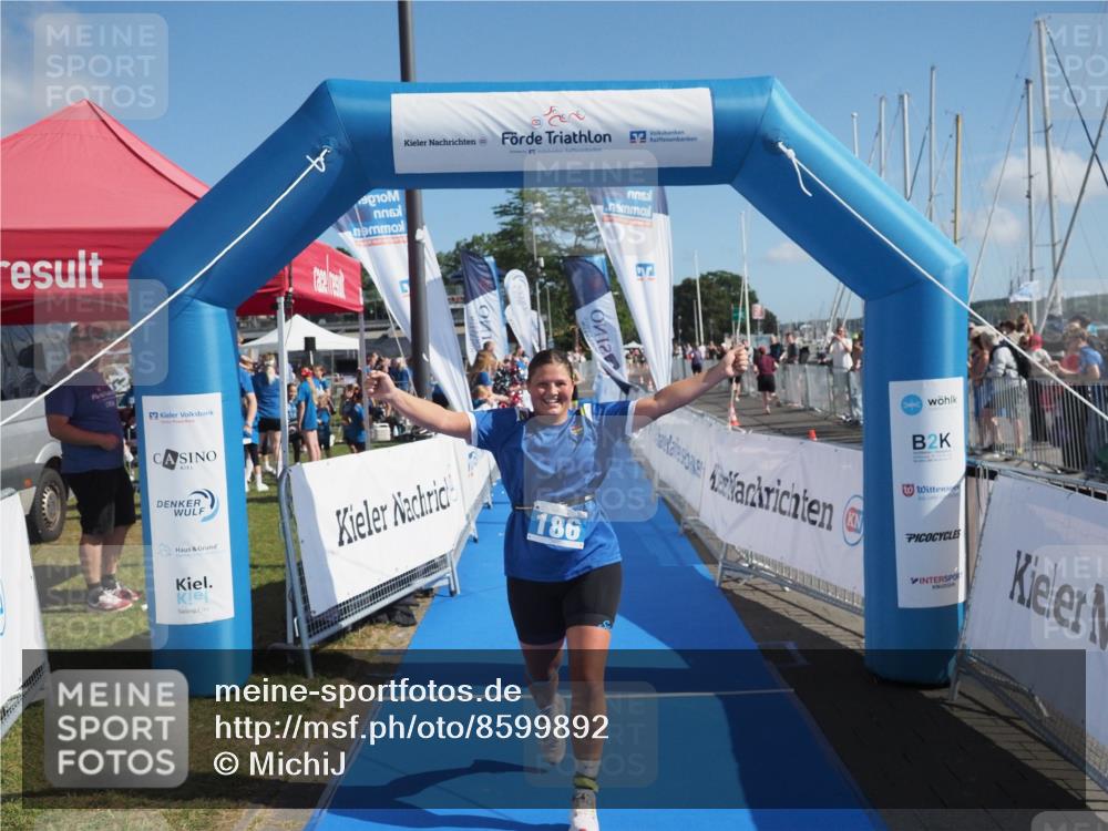 17.08.2025 - KN Förde Triathlon 2025 MichiJ http://msf.ph/oto/8599892 17.08.2025 10:46:39 Laufen 186 meine-sportfotos.de