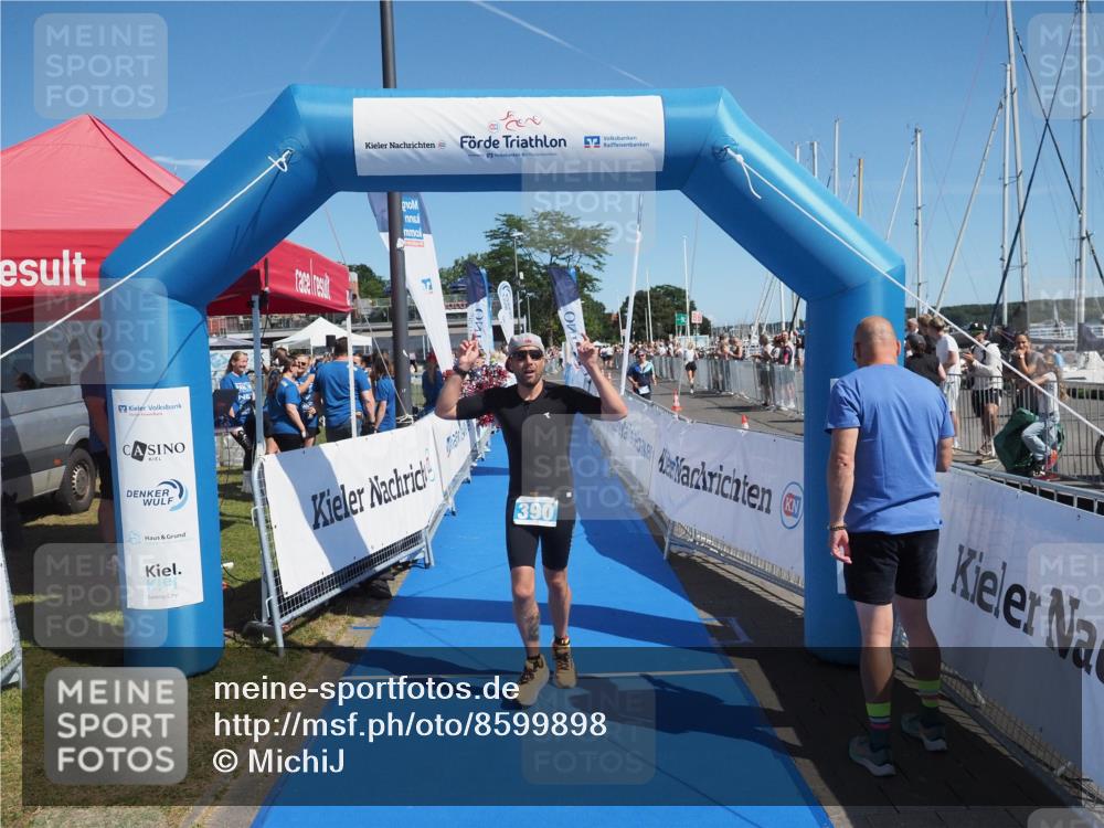 17.08.2025 - KN Förde Triathlon 2025 MichiJ http://msf.ph/oto/8599898 17.08.2025 12:15:31 Laufen 390 meine-sportfotos.de