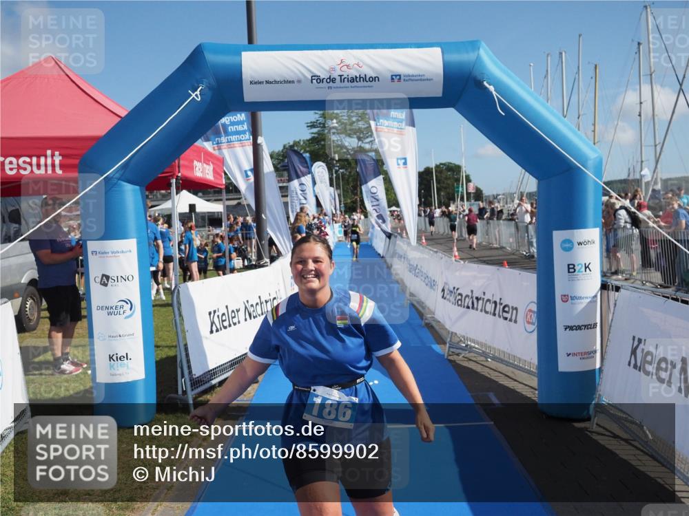 17.08.2025 - KN Förde Triathlon 2025 MichiJ http://msf.ph/oto/8599902 17.08.2025 10:46:39 Laufen 186 meine-sportfotos.de