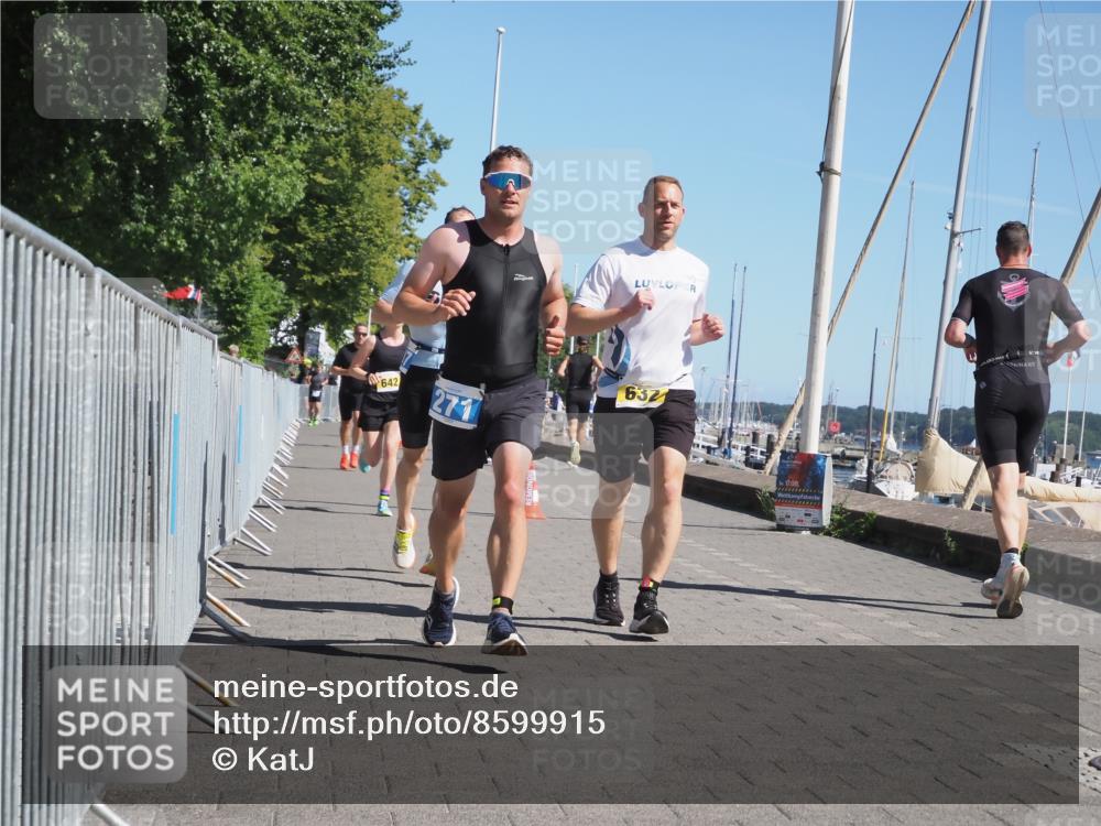 17.08.2025 - KN Förde Triathlon 2025 KatJ http://msf.ph/oto/8599915 17.08.2025 11:51:55 Laufen 271, 278, 281, 307, 316, 632, 642 meine-sportfotos.de