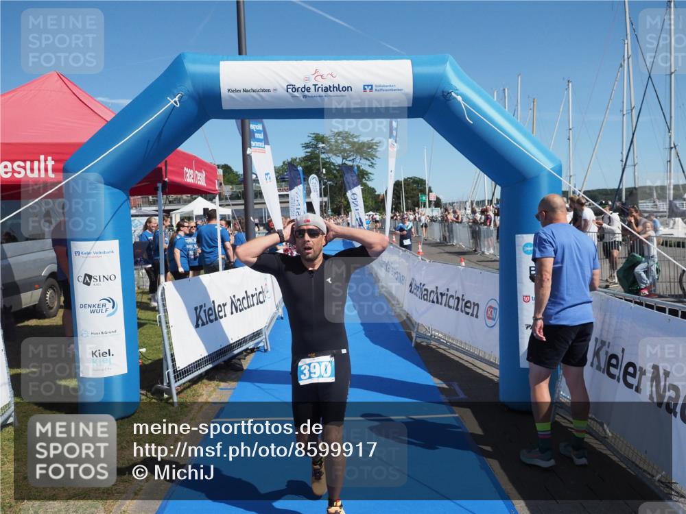 17.08.2025 - KN Förde Triathlon 2025 MichiJ http://msf.ph/oto/8599917 17.08.2025 12:15:32 Laufen 390 meine-sportfotos.de