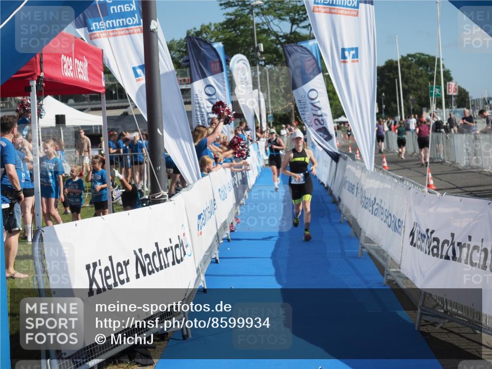 17.08.2025 - KN Förde Triathlon 2025 MichiJ http://msf.ph/oto/8599934 17.08.2025 10:46:43 Laufen 186, 205 meine-sportfotos.de