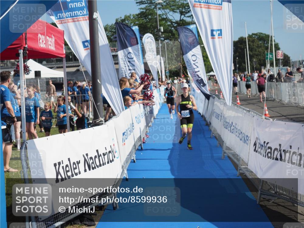 17.08.2025 - KN Förde Triathlon 2025 MichiJ http://msf.ph/oto/8599936 17.08.2025 10:46:43 Laufen 186, 205 meine-sportfotos.de