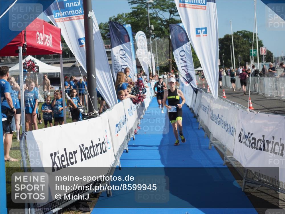 17.08.2025 - KN Förde Triathlon 2025 MichiJ http://msf.ph/oto/8599945 17.08.2025 10:46:43 Laufen 186, 205 meine-sportfotos.de