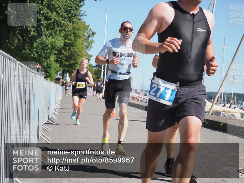 17.08.2025 - KN Förde Triathlon 2025 KatJ http://msf.ph/oto/8599967 17.08.2025 11:51:56 Laufen 271, 278, 281, 307, 316, 632, 642 meine-sportfotos.de
