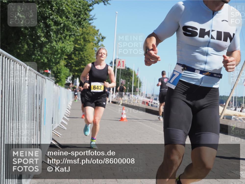 17.08.2025 - KN Förde Triathlon 2025 KatJ http://msf.ph/oto/8600008 17.08.2025 11:51:57 Laufen 271, 278, 281, 307, 632, 642 meine-sportfotos.de