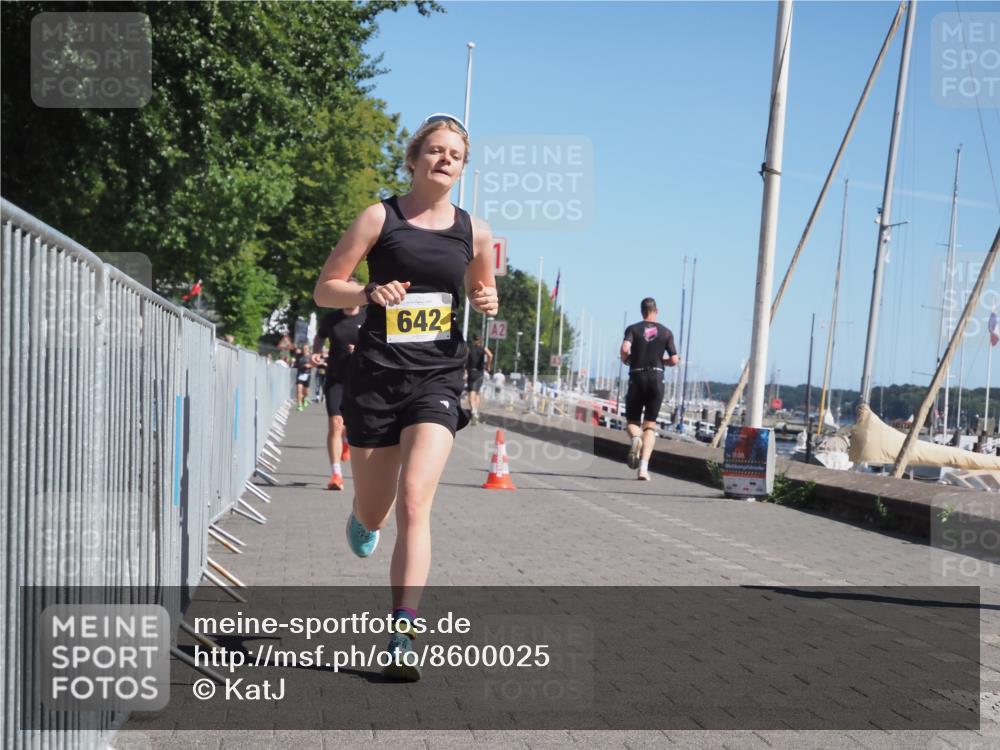 17.08.2025 - KN Förde Triathlon 2025 KatJ http://msf.ph/oto/8600025 17.08.2025 11:51:58 Laufen 271, 278, 281, 307, 632, 642 meine-sportfotos.de