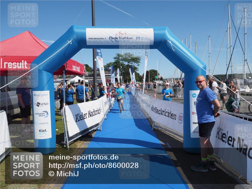 17.08.2025 - KN Förde Triathlon 2025 MichiJ http://msf.ph/oto/8600028 17.08.2025 12:15:43 Laufen 379, 612 meine-sportfotos.de