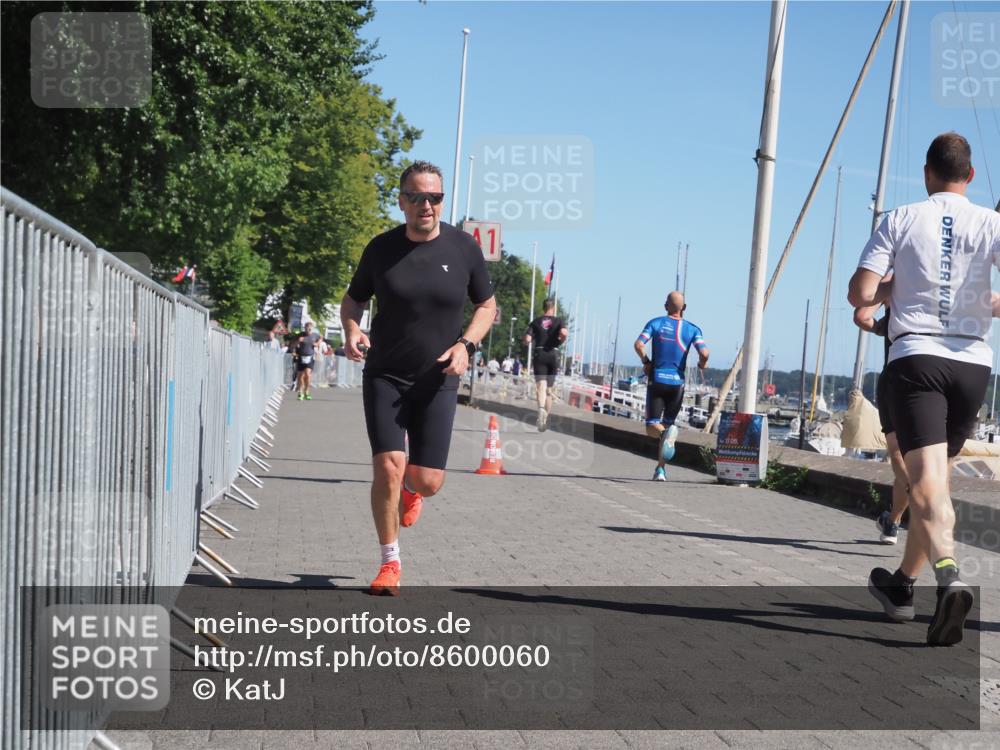 17.08.2025 - KN Förde Triathlon 2025 KatJ http://msf.ph/oto/8600060 17.08.2025 11:52:01 Laufen 278, 281, 642 meine-sportfotos.de