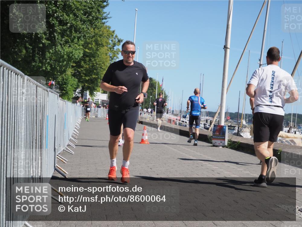 17.08.2025 - KN Förde Triathlon 2025 KatJ http://msf.ph/oto/8600064 17.08.2025 11:52:01 Laufen 278, 281, 642 meine-sportfotos.de