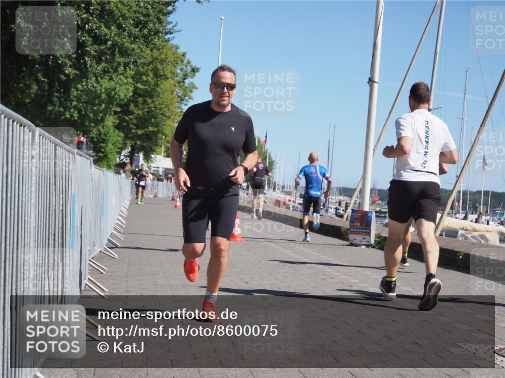 17.08.2025 - KN Förde Triathlon 2025 KatJ http://msf.ph/oto/8600075 17.08.2025 11:52:01 Laufen 278, 281, 642 meine-sportfotos.de