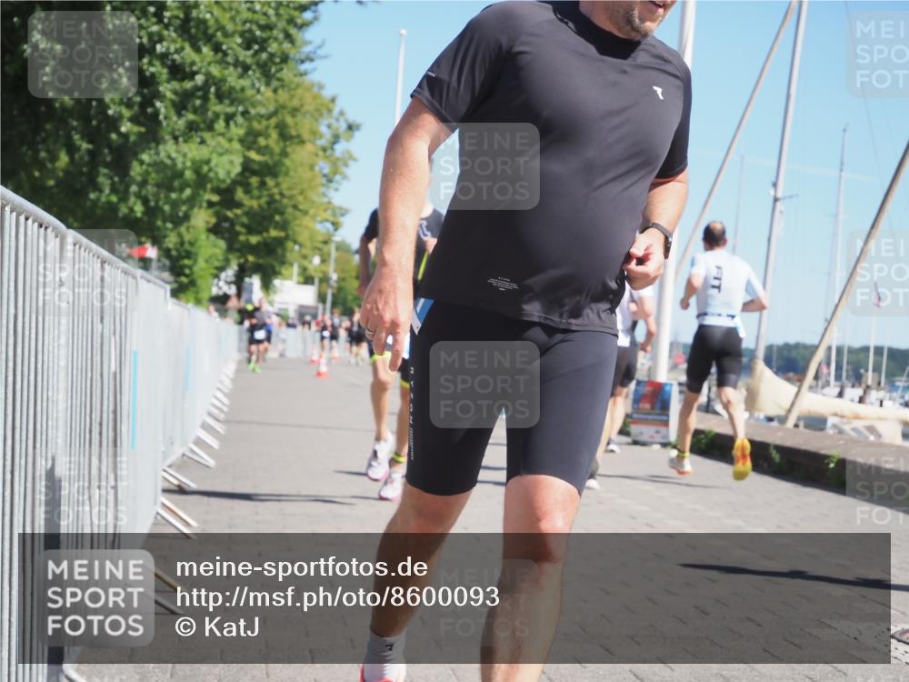 17.08.2025 - KN Förde Triathlon 2025 KatJ http://msf.ph/oto/8600093 17.08.2025 11:52:03 Laufen 278, 281 meine-sportfotos.de