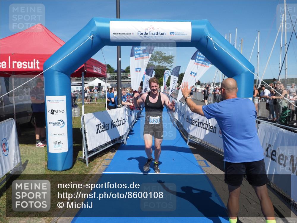 17.08.2025 - KN Förde Triathlon 2025 MichiJ http://msf.ph/oto/8600108 17.08.2025 14:05:08 Laufen 520 meine-sportfotos.de