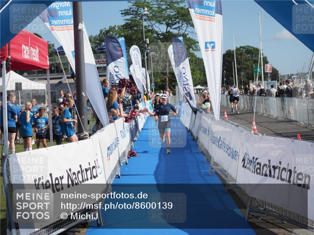17.08.2025 - KN Förde Triathlon 2025 MichiJ http://msf.ph/oto/8600139 17.08.2025 10:47:00 Laufen 212 meine-sportfotos.de