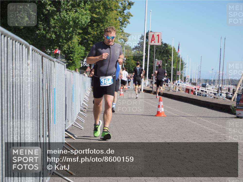 17.08.2025 - KN Förde Triathlon 2025 KatJ http://msf.ph/oto/8600159 17.08.2025 11:52:16 Laufen 318, 364, 633 meine-sportfotos.de