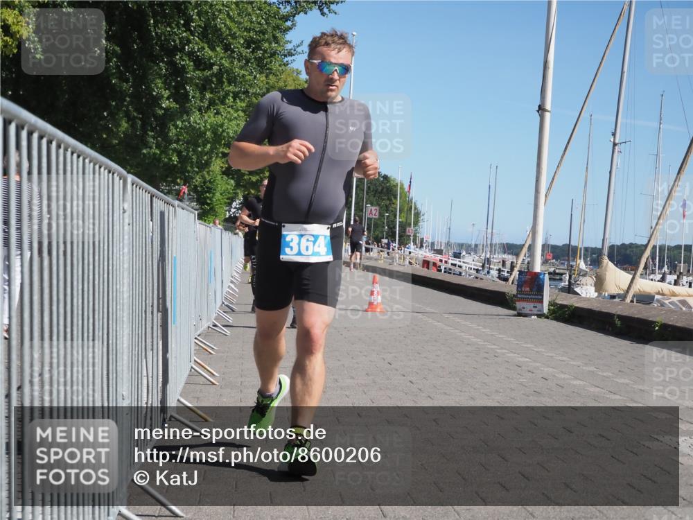 17.08.2025 - KN Förde Triathlon 2025 KatJ http://msf.ph/oto/8600206 17.08.2025 11:52:18 Laufen 309, 318, 364, 633 meine-sportfotos.de