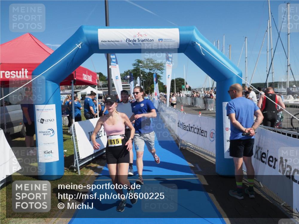 17.08.2025 - KN Förde Triathlon 2025 MichiJ http://msf.ph/oto/8600225 17.08.2025 12:15:50 Laufen 615 meine-sportfotos.de