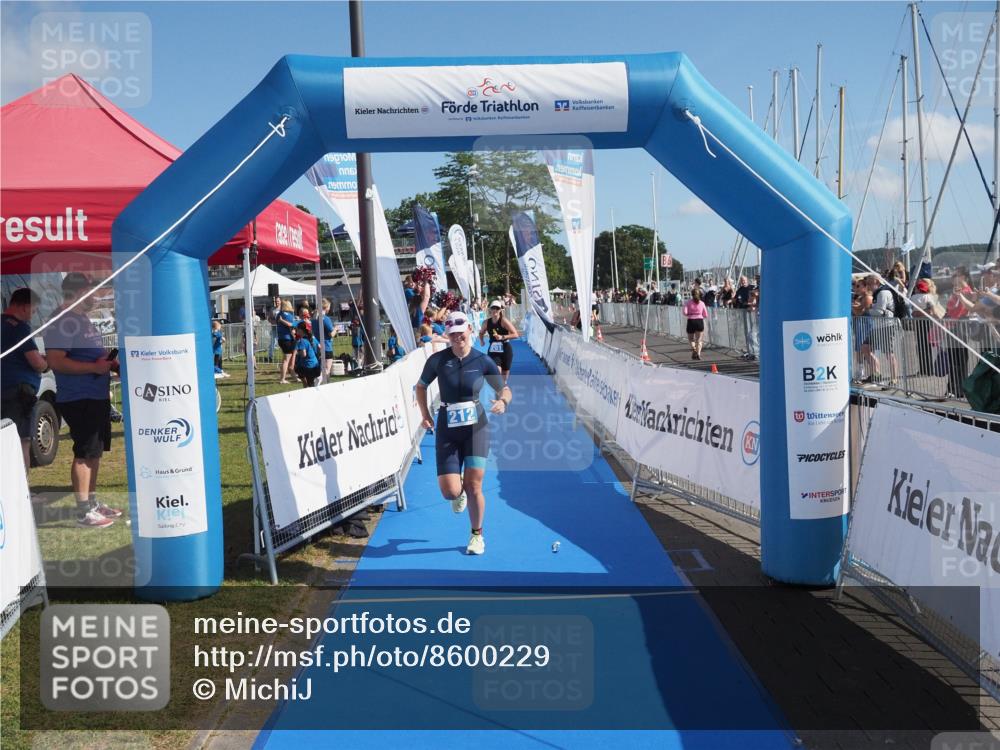 17.08.2025 - KN Förde Triathlon 2025 MichiJ http://msf.ph/oto/8600229 17.08.2025 10:47:03 Laufen 201, 212 meine-sportfotos.de