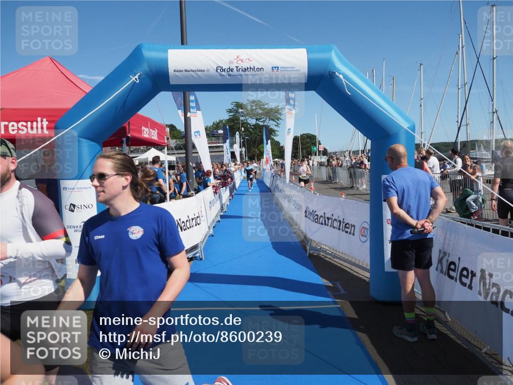 17.08.2025 - KN Förde Triathlon 2025 MichiJ http://msf.ph/oto/8600239 17.08.2025 12:15:51 Laufen 615 meine-sportfotos.de