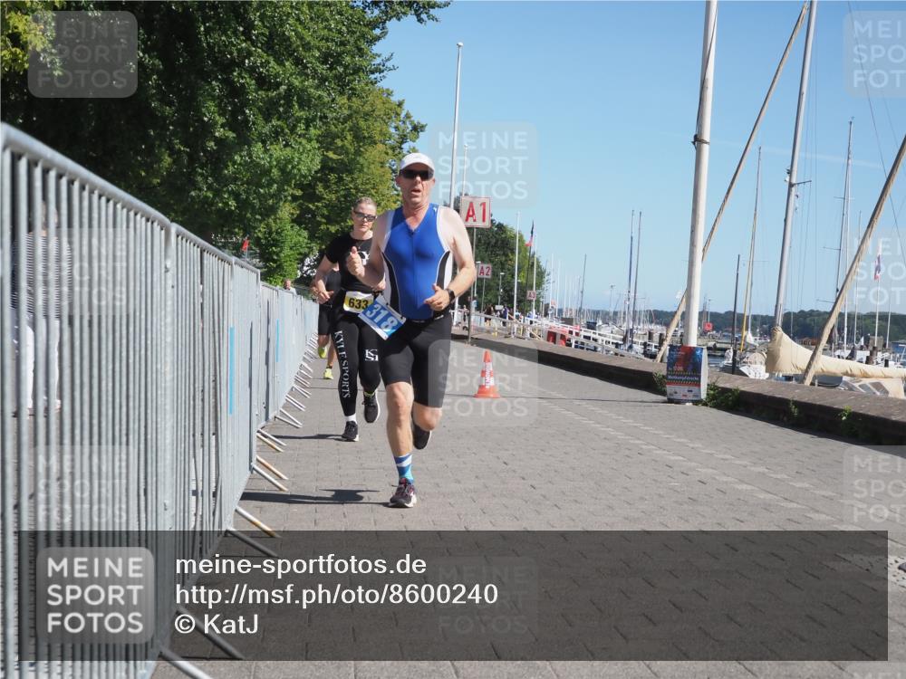 17.08.2025 - KN Förde Triathlon 2025 KatJ http://msf.ph/oto/8600240 17.08.2025 11:52:20 Laufen 295, 309, 318, 364, 633 meine-sportfotos.de
