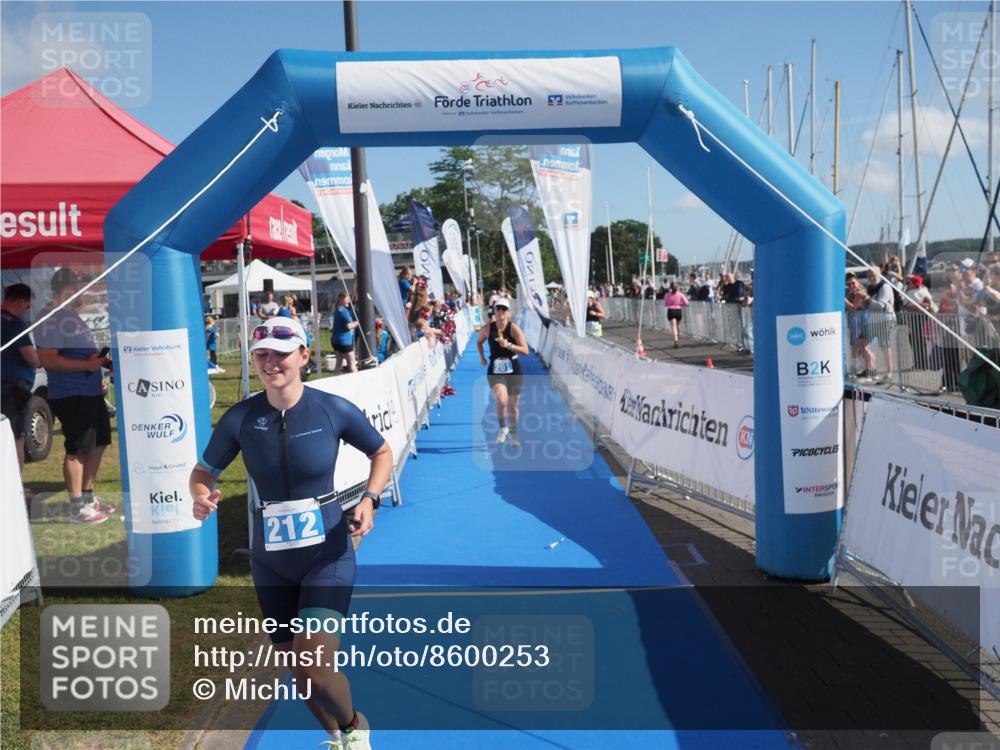 17.08.2025 - KN Förde Triathlon 2025 MichiJ http://msf.ph/oto/8600253 17.08.2025 10:47:05 Laufen 201, 212 meine-sportfotos.de