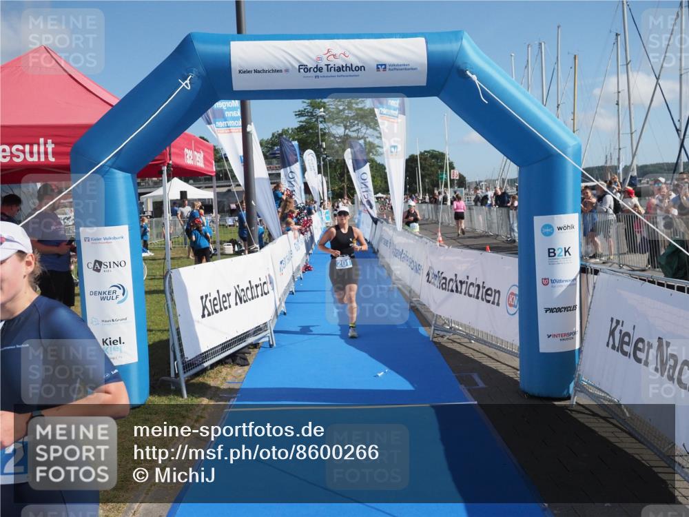 17.08.2025 - KN Förde Triathlon 2025 MichiJ http://msf.ph/oto/8600266 17.08.2025 10:47:05 Laufen 201, 212 meine-sportfotos.de