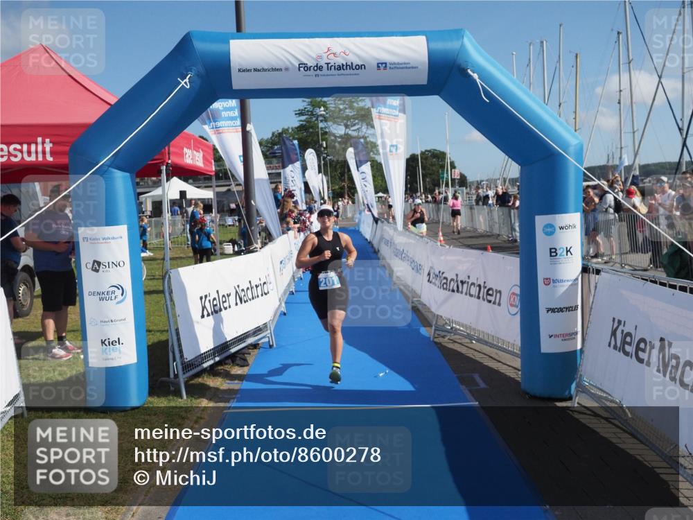 17.08.2025 - KN Förde Triathlon 2025 MichiJ http://msf.ph/oto/8600278 17.08.2025 10:47:06 Laufen 201, 212 meine-sportfotos.de