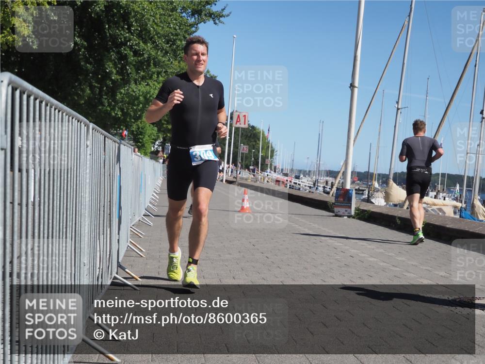 17.08.2025 - KN Förde Triathlon 2025 KatJ http://msf.ph/oto/8600365 17.08.2025 11:52:25 Laufen 284, 295, 309, 633 meine-sportfotos.de