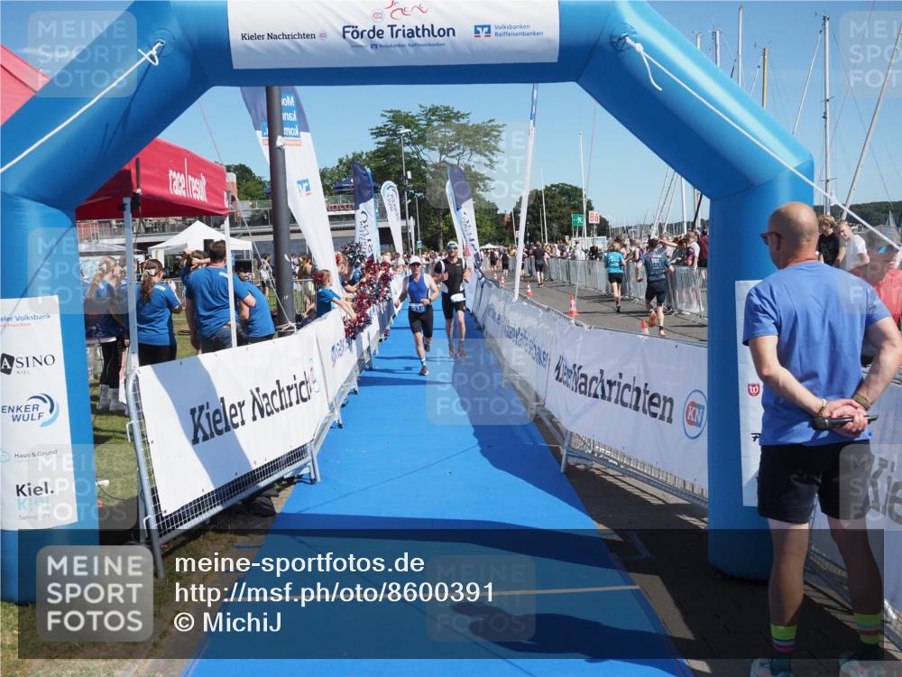 17.08.2025 - KN Förde Triathlon 2025 MichiJ http://msf.ph/oto/8600391 17.08.2025 12:16:12 Laufen 318 meine-sportfotos.de