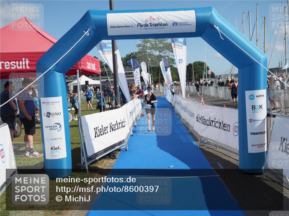 17.08.2025 - KN Förde Triathlon 2025 MichiJ http://msf.ph/oto/8600397 17.08.2025 10:47:19 Laufen 142 meine-sportfotos.de