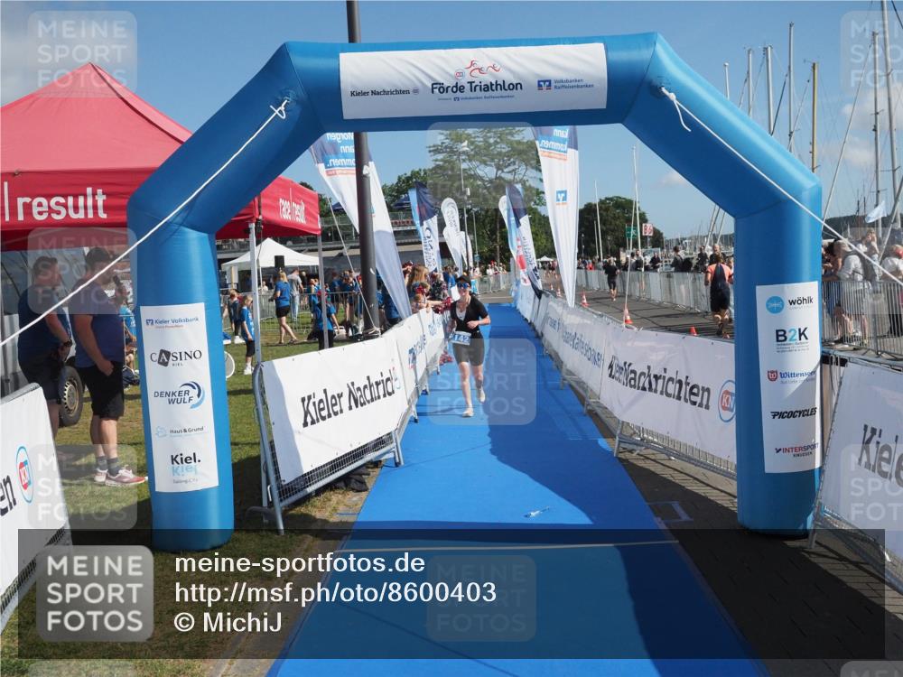 17.08.2025 - KN Förde Triathlon 2025 MichiJ http://msf.ph/oto/8600403 17.08.2025 10:47:19 Laufen 142 meine-sportfotos.de