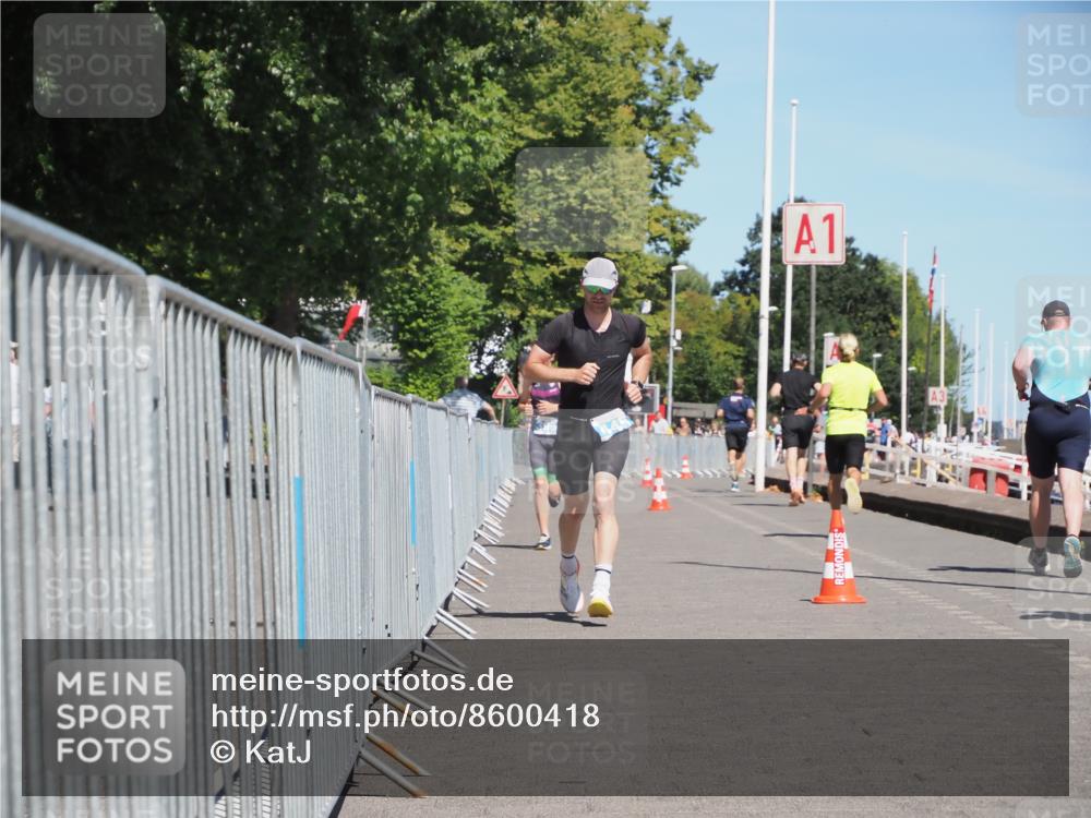 17.08.2025 - KN Förde Triathlon 2025 KatJ http://msf.ph/oto/8600418 17.08.2025 13:41:28 Laufen 395, 445 meine-sportfotos.de