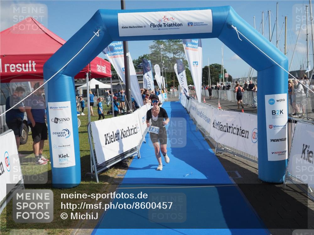 17.08.2025 - KN Förde Triathlon 2025 MichiJ http://msf.ph/oto/8600457 17.08.2025 10:47:20 Laufen 142 meine-sportfotos.de