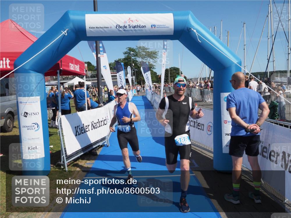 17.08.2025 - KN Förde Triathlon 2025 MichiJ http://msf.ph/oto/8600503 17.08.2025 12:16:15 Laufen 318 meine-sportfotos.de