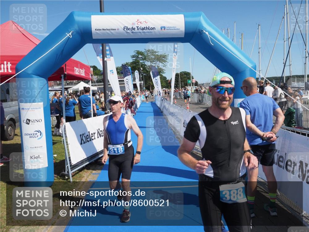 17.08.2025 - KN Förde Triathlon 2025 MichiJ http://msf.ph/oto/8600521 17.08.2025 12:16:16 Laufen 318 meine-sportfotos.de