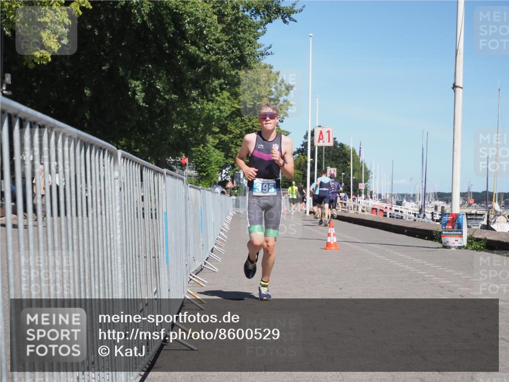 17.08.2025 - KN Förde Triathlon 2025 KatJ http://msf.ph/oto/8600529 17.08.2025 13:41:35 Laufen 395, 445 meine-sportfotos.de