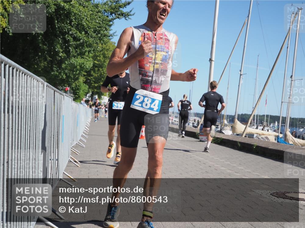 17.08.2025 - KN Förde Triathlon 2025 KatJ http://msf.ph/oto/8600543 17.08.2025 11:52:33 Laufen 284, 390 meine-sportfotos.de
