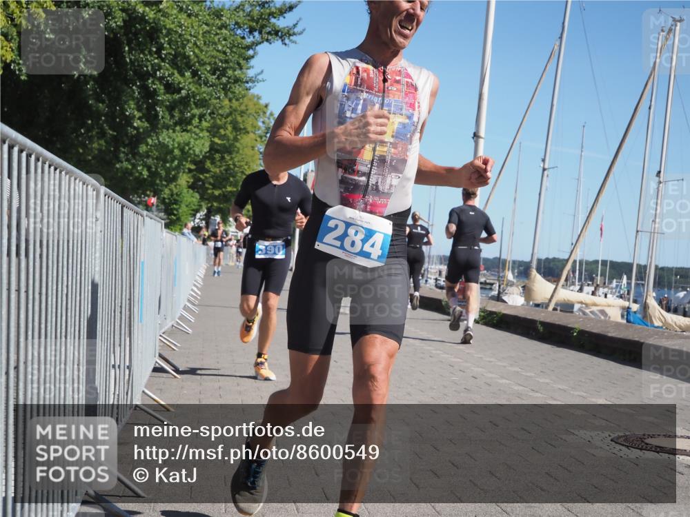 17.08.2025 - KN Förde Triathlon 2025 KatJ http://msf.ph/oto/8600549 17.08.2025 11:52:33 Laufen 284, 390 meine-sportfotos.de
