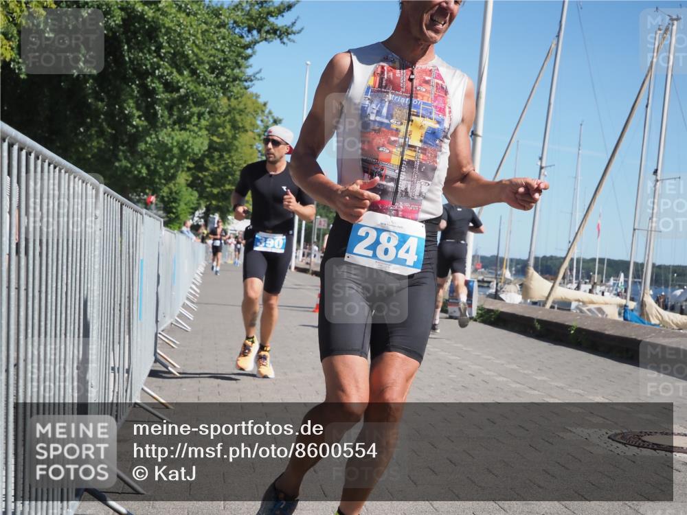 17.08.2025 - KN Förde Triathlon 2025 KatJ http://msf.ph/oto/8600554 17.08.2025 11:52:33 Laufen 284, 390 meine-sportfotos.de